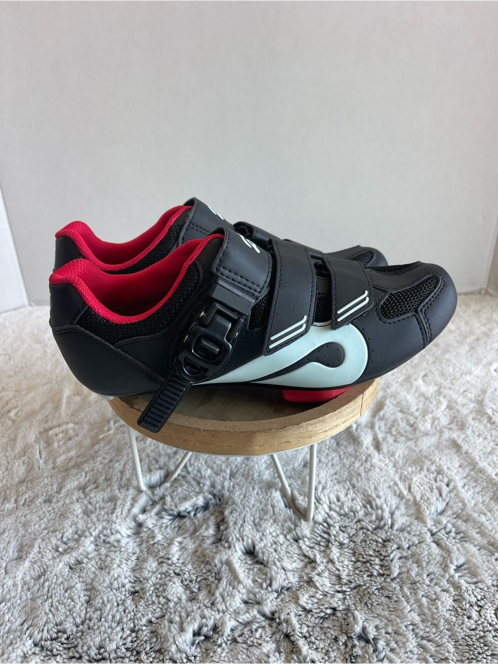 Peloton | Cycling Shoes ; 5.5. Women : 7.5